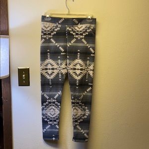Tribal patterned leggings